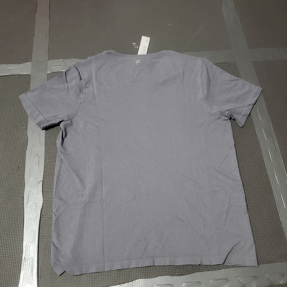 Fabletics tshirt - Picture 2 of 2